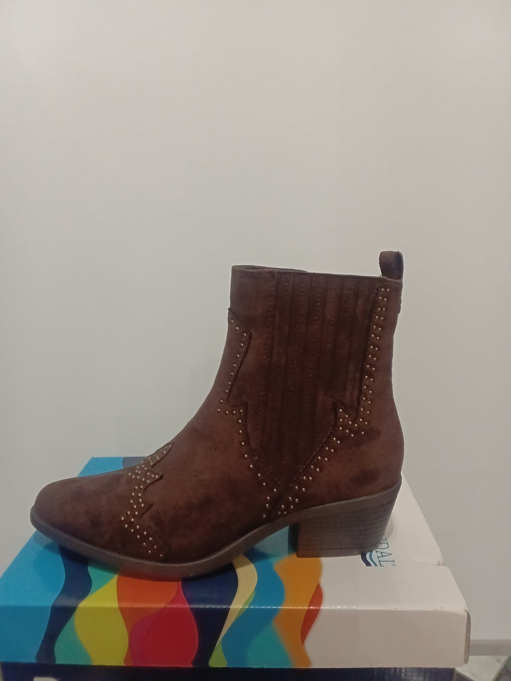 Botines - Estilo Campero - Marrones